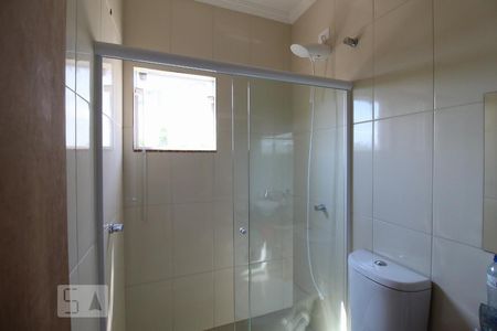Casa à venda com 231m², 6 quartos e 2 vagasBanheiro suíte 1