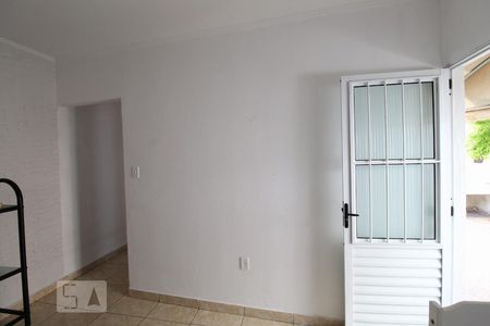 Casa à venda com 231m², 6 quartos e 2 vagasSala edícula
