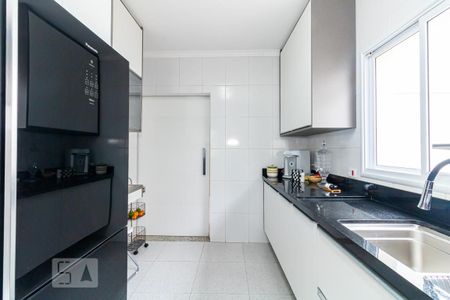 Casa à venda com 276m², 3 quartos e 3 vagas Casa à venda com 276m², 3 quartos e 3 vagasCozinha