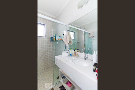 Casa à venda com 276m², 3 quartos e 3 vagas Casa à venda com 276m², 3 quartos e 3 vagasBanheiro da Suíte