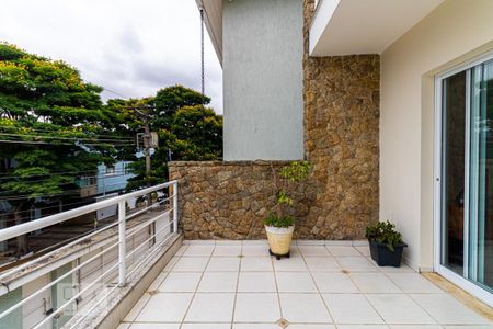 Casa à venda com 276m², 3 quartos e 3 vagas Casa à venda com 276m², 3 quartos e 3 vagasVaranda da Sala