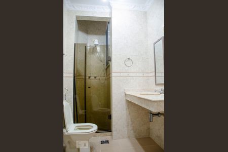 Banheiro de apartamento para alugar com 1 quarto, 56m² em Glória, Rio de Janeiro