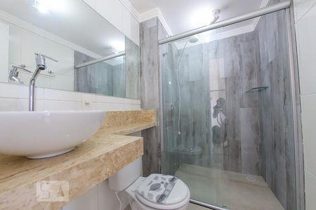 Banheiro de apartamento para alugar com 1 quarto, 42m² em Vila Augusta, Guarulhos