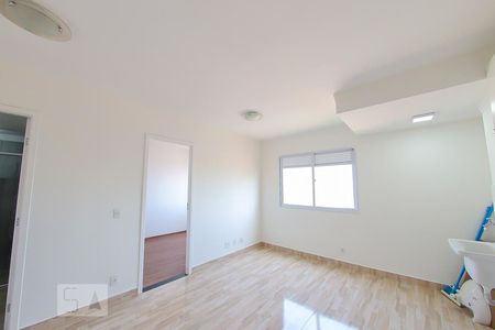 Sala de apartamento para alugar com 1 quarto, 42m² em Vila Augusta, Guarulhos