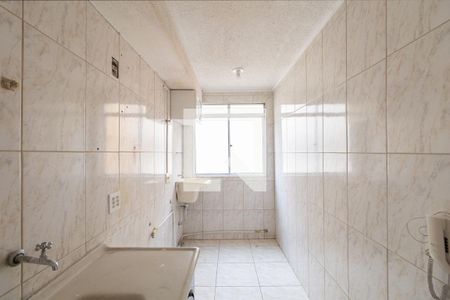 Apartamento à venda com 49m², 2 quartos e 1 vaga Apartamento à venda com 49m², 2 quartos e 1 vagaCozinha e Área de Serviço