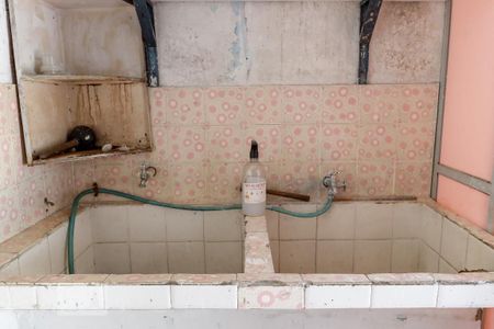 Casa à venda com 240m², 4 quartos e 4 vagas Casa à venda com 240m², 4 quartos e 4 vagasÁrea de Serviço