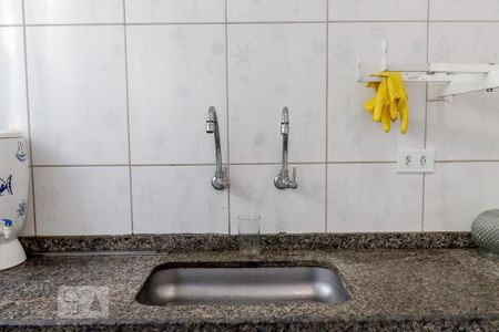 Casa à venda com 240m², 4 quartos e 4 vagas Casa à venda com 240m², 4 quartos e 4 vagasCozinha