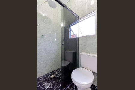 Casa à venda com 240m², 4 quartos e 4 vagas Casa à venda com 240m², 4 quartos e 4 vagasBanheiro