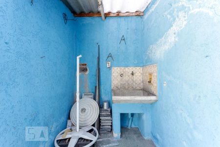 Casa à venda com 240m², 4 quartos e 4 vagas Casa à venda com 240m², 4 quartos e 4 vagasÁrea de Serviço 2