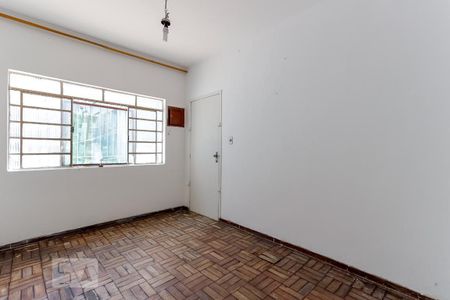 Casa à venda com 240m², 4 quartos e 4 vagas Casa à venda com 240m², 4 quartos e 4 vagasSala 2