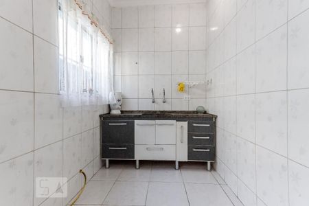 Casa à venda com 240m², 4 quartos e 4 vagas Casa à venda com 240m², 4 quartos e 4 vagasCozinha