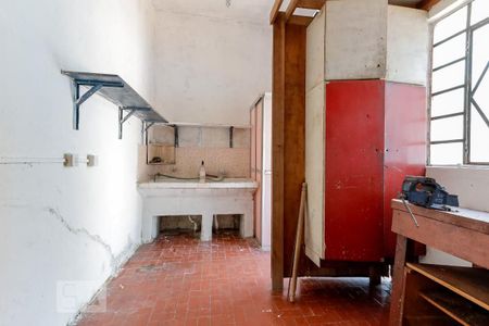 Casa à venda com 240m², 4 quartos e 4 vagas Casa à venda com 240m², 4 quartos e 4 vagasÁrea de Serviço