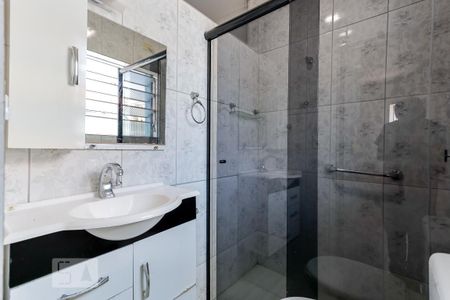 Casa à venda com 240m², 4 quartos e 4 vagas Casa à venda com 240m², 4 quartos e 4 vagasBanheiro da Suíte