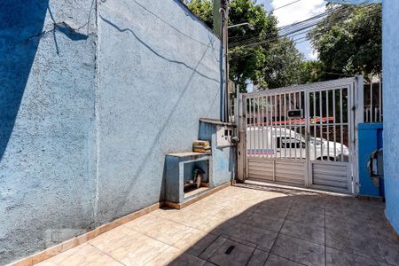 Casa à venda com 240m², 4 quartos e 4 vagas Casa à venda com 240m², 4 quartos e 4 vagasGaragem