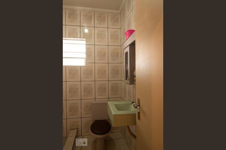 Casa à venda com 190m², 5 quartos e 7 vagas Casa à venda com 190m², 5 quartos e 7 vagasBanheiro