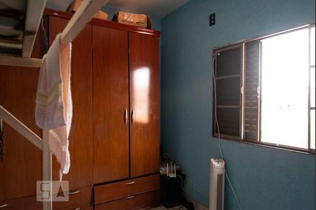 Casa à venda com 190m², 5 quartos e 7 vagas Casa à venda com 190m², 5 quartos e 7 vagasQuarto 1