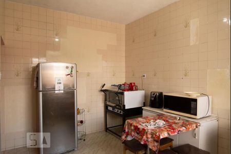 Casa à venda com 190m², 5 quartos e 7 vagas Casa à venda com 190m², 5 quartos e 7 vagasCozinha