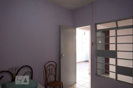 Casa à venda com 190m², 5 quartos e 7 vagas Casa à venda com 190m², 5 quartos e 7 vagasQuarto 2