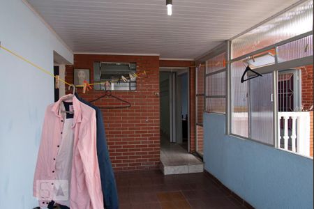 Casa à venda com 190m², 5 quartos e 7 vagas Casa à venda com 190m², 5 quartos e 7 vagasVaranda/escritorio