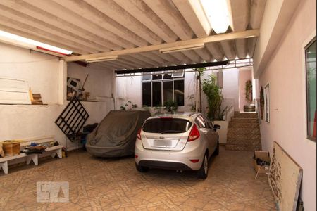 Casa à venda com 190m², 5 quartos e 7 vagas Casa à venda com 190m², 5 quartos e 7 vagasGaragem