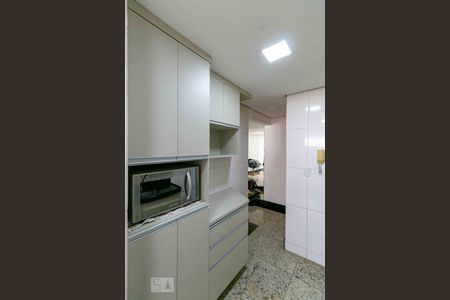 Apartamento à venda com 96m², 3 quartos e 2 vagasCozinha