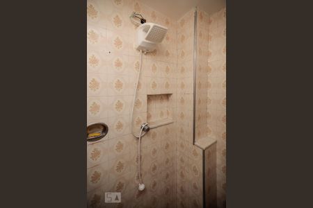 Apartamento à venda com 77m², 3 quartos e 2 vagasBanheiro