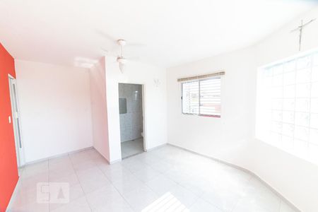 Casa à venda com 102m², 3 quartos e sem vaga Casa à venda com 102m², 3 quartos e sem vagaQuarto 2 04