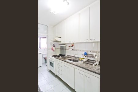 Apartamento à venda com 86m², 3 quartos e 2 vagas Apartamento à venda com 86m², 3 quartos e 2 vagasCozinha