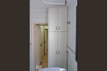 Apartamento à venda com 86m², 3 quartos e 2 vagas Apartamento à venda com 86m², 3 quartos e 2 vagasÁrea de Serviço