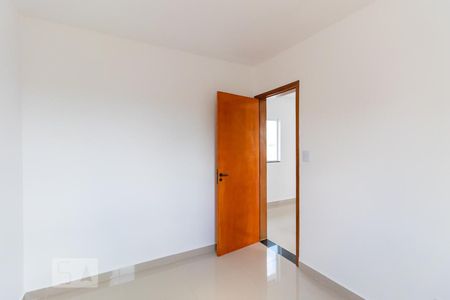 Quarto 1 de apartamento para alugar com 2 quartos, 32m² em Vila Ré, São Paulo