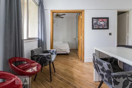 Sala de apartamento à venda com 1 quarto, 35m² em Centro Histórico, Porto Alegre