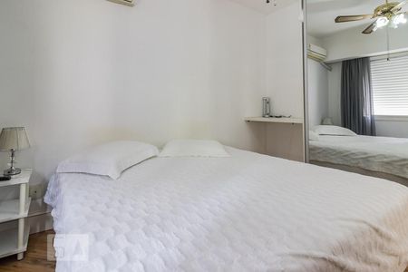 Dormitório de apartamento à venda com 1 quarto, 35m² em Centro Histórico, Porto Alegre