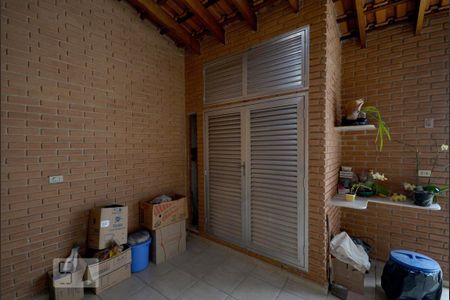 Casa à venda com 252m², 3 quartos e 3 vagas Casa à venda com 252m², 3 quartos e 3 vagasArea Externa
