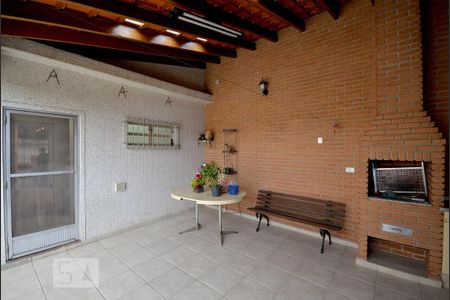Casa à venda com 252m², 3 quartos e 3 vagas Casa à venda com 252m², 3 quartos e 3 vagasArea Externa