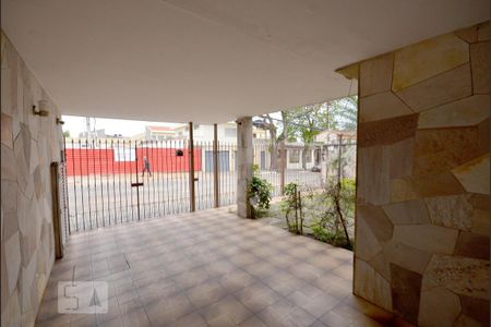 Casa à venda com 252m², 3 quartos e 3 vagas Casa à venda com 252m², 3 quartos e 3 vagasGaragem