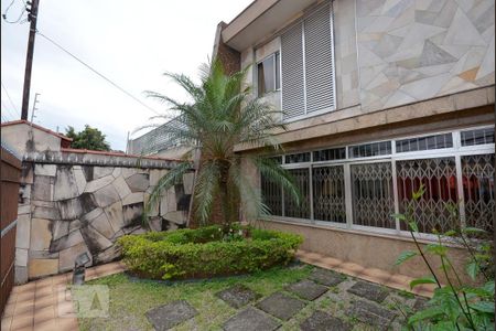 Casa à venda com 252m², 3 quartos e 3 vagas Casa à venda com 252m², 3 quartos e 3 vagasArea Externa