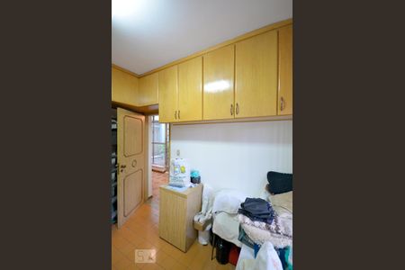 Casa à venda com 252m², 3 quartos e 3 vagas Casa à venda com 252m², 3 quartos e 3 vagasQuarto de Serviço