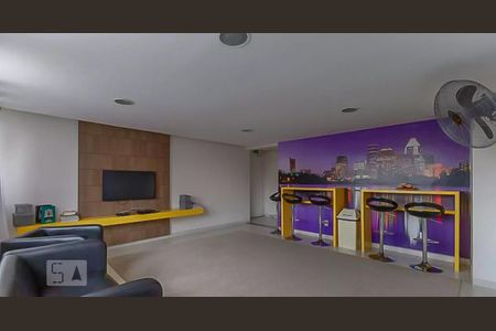 Studio à venda com 33m², 1 quarto e 1 vaga Studio à venda com 33m², 1 quarto e 1 vagaÁrea comum - Sala de jogos