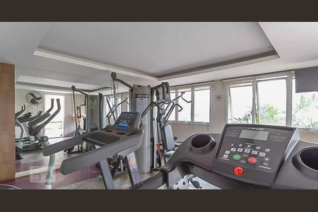 Studio à venda com 33m², 1 quarto e 1 vaga Studio à venda com 33m², 1 quarto e 1 vagaÁrea comum - Academia