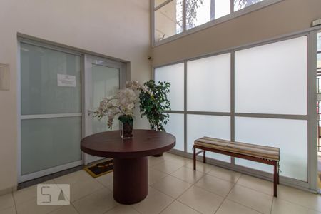 Studio à venda com 33m², 1 quarto e 1 vaga Studio à venda com 33m², 1 quarto e 1 vagaHall social