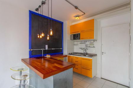Studio à venda com 33m², 1 quarto e 1 vaga Studio à venda com 33m², 1 quarto e 1 vagaCozinha Americana