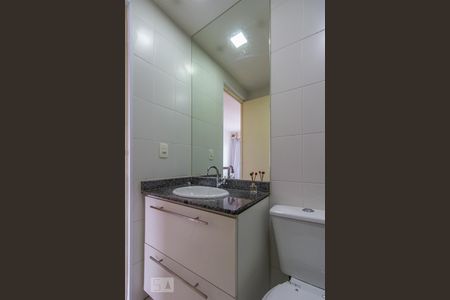 Studio à venda com 33m², 1 quarto e 1 vaga Studio à venda com 33m², 1 quarto e 1 vagaBanheiro