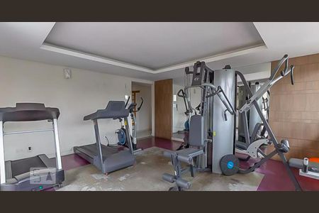 Studio à venda com 33m², 1 quarto e 1 vaga Studio à venda com 33m², 1 quarto e 1 vagaÁrea comum - Academia