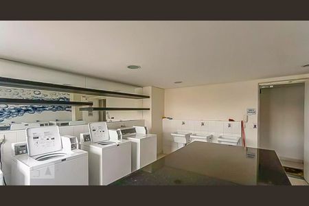 Studio à venda com 33m², 1 quarto e 1 vaga Studio à venda com 33m², 1 quarto e 1 vagaÁrea comum - Lavanderia