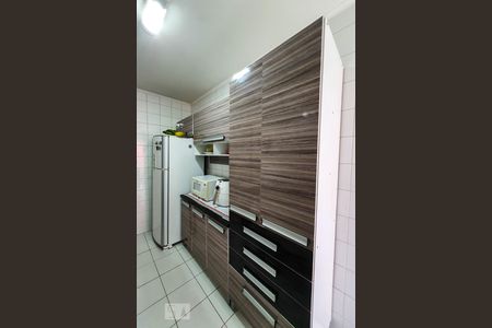 Apartamento para alugar com 54m², 2 quartos e 1 vaga Apartamento para alugar com 54m², 2 quartos e 1 vagaDetalhe Armário