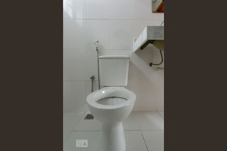 Apartamento à venda com 70m², 3 quartos e 1 vaga Apartamento à venda com 70m², 3 quartos e 1 vagaBanheiro