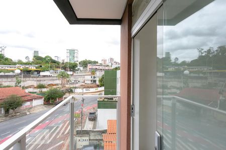 Apartamento à venda com 70m², 3 quartos e 1 vaga Apartamento à venda com 70m², 3 quartos e 1 vagaVaranda do Quarto 2