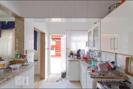 Casa à venda com 210m², 3 quartos e 3 vagasCozinha