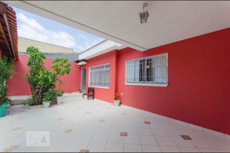 Casa à venda com 210m², 3 quartos e 3 vagasGaragem