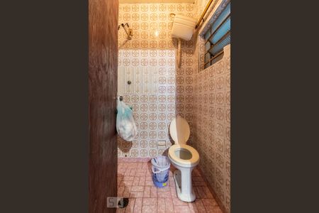 Casa à venda com 199m², 3 quartos e 5 vagas Casa à venda com 199m², 3 quartos e 5 vagasBanheiro de Serviço